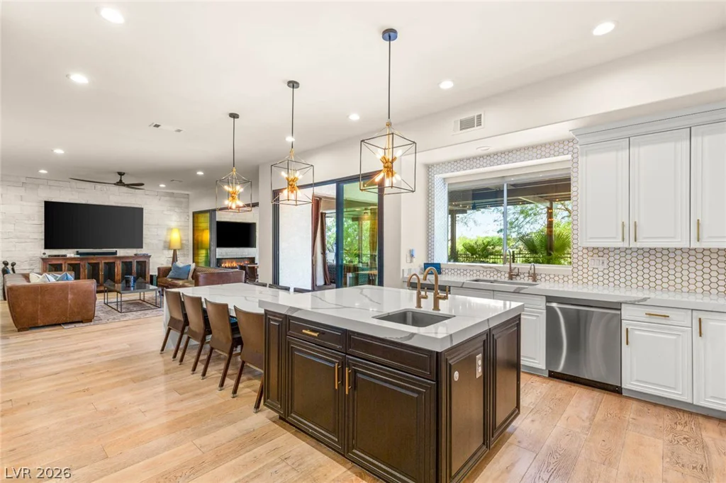 10301 ORKINEY, Las Vegas, NV 89144