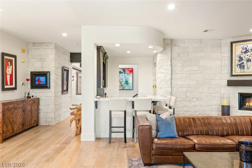 10301 ORKINEY, Las Vegas, NV 89144