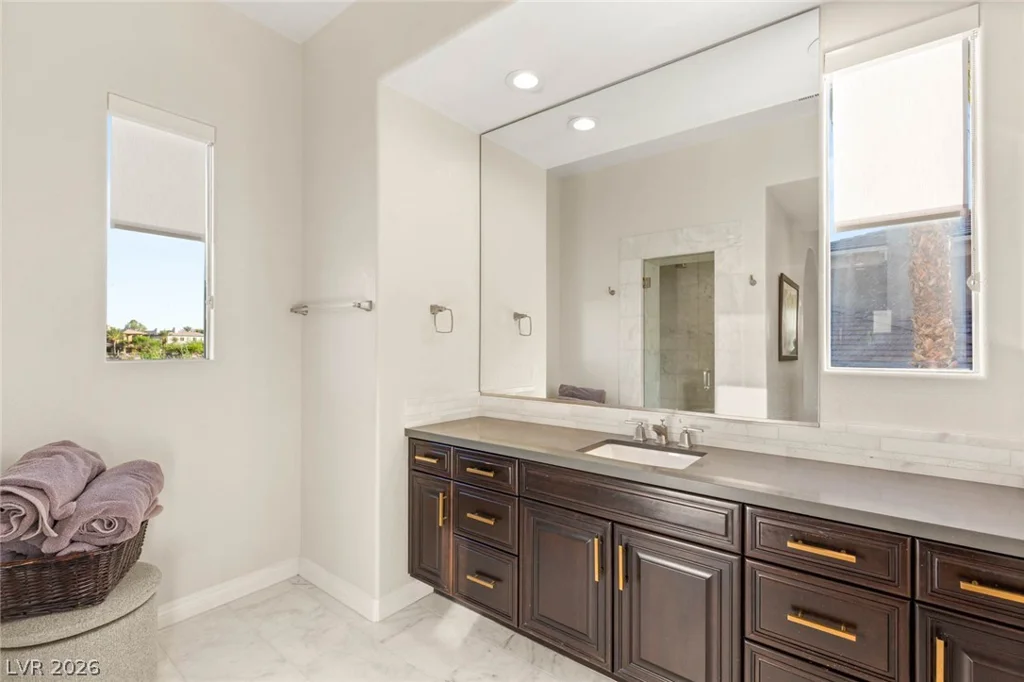 10301 ORKINEY, Las Vegas, NV 89144
