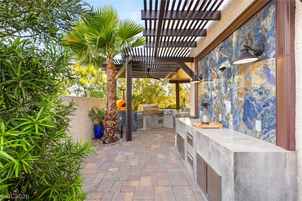 10301 ORKINEY, Las Vegas, NV 89144