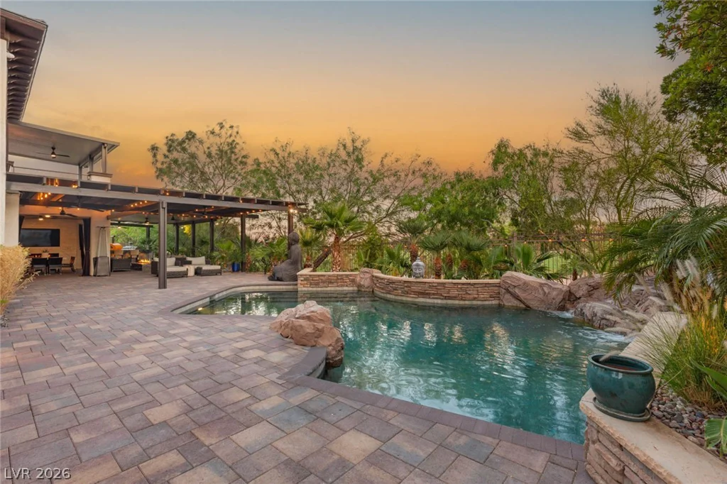 10301 ORKINEY, Las Vegas, NV 89144