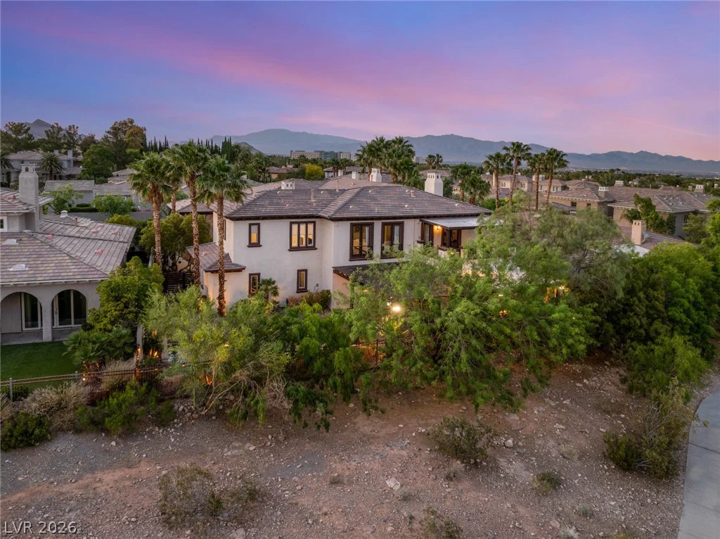 10301 ORKINEY, Las Vegas, NV 89144