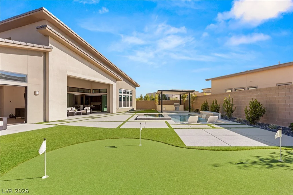 4687 Outlook Peak, Las Vegas, NV 89135