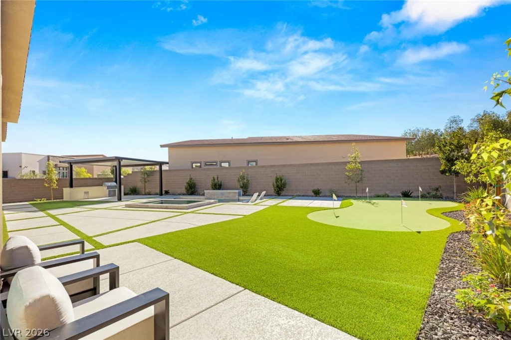 4687 Outlook Peak, Las Vegas, NV 89135