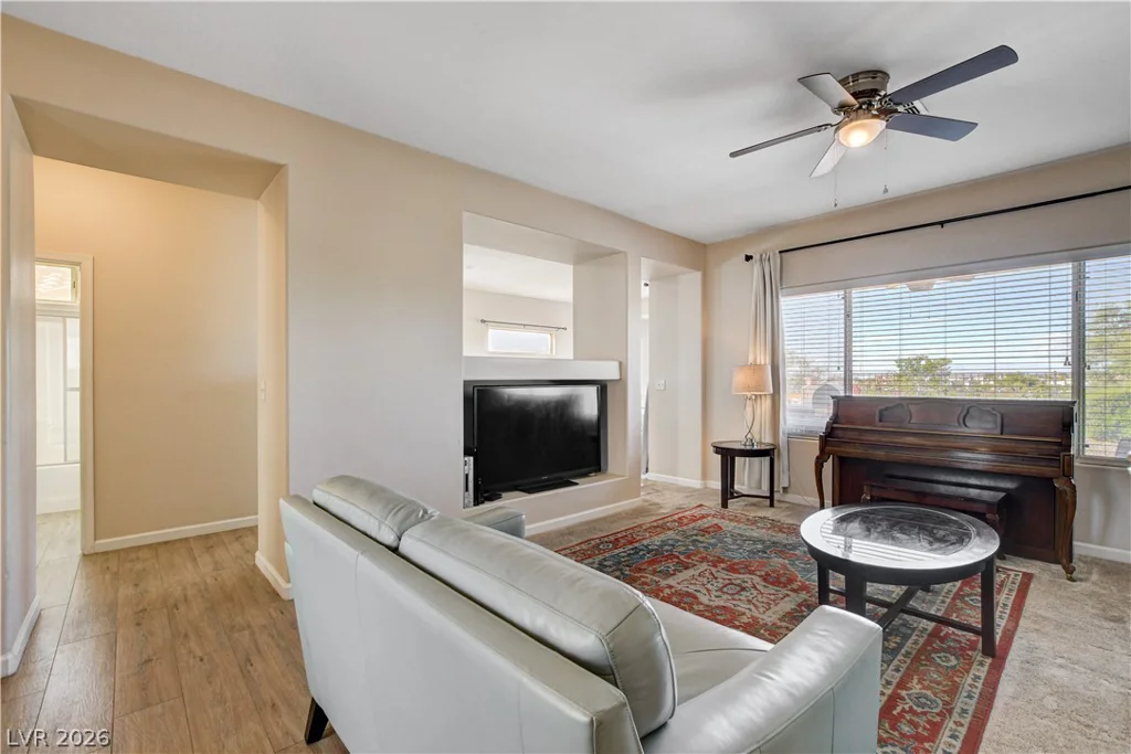 2842 Freedom Hills, Henderson, NV 89052