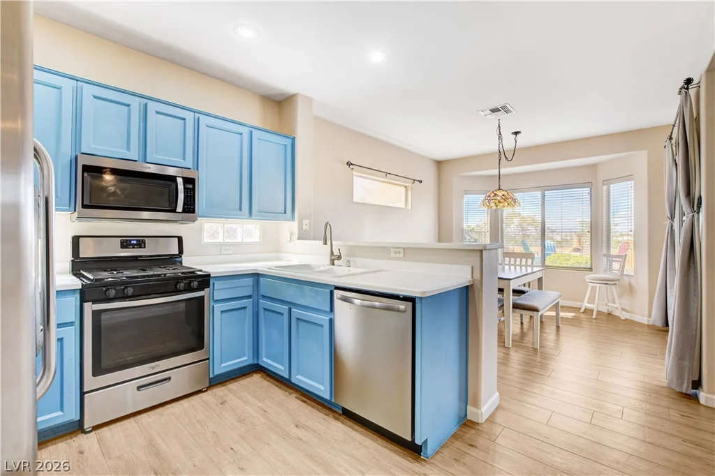 2842 Freedom Hills, Henderson, NV 89052