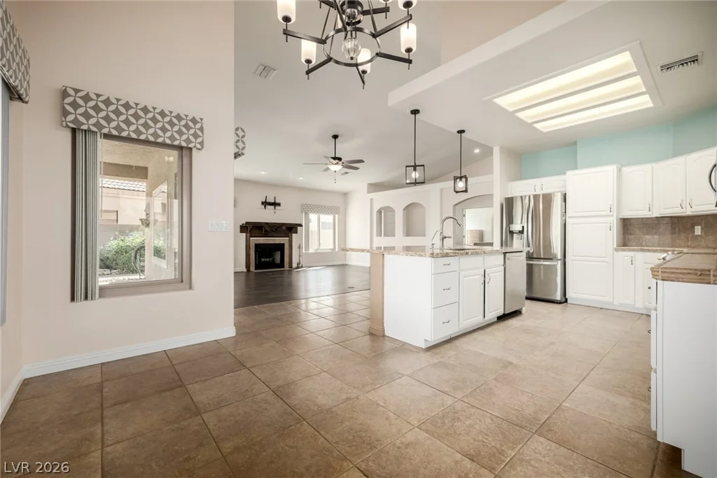 1255 Country Club, Laughlin, NV 89029