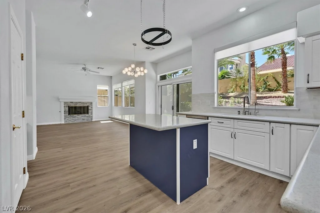 2021 Waterbury, Las Vegas, NV 89134