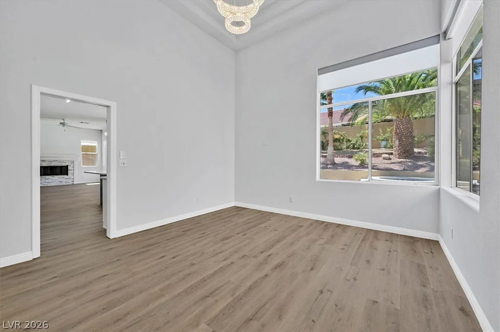 2021 Waterbury, Las Vegas, NV 89134