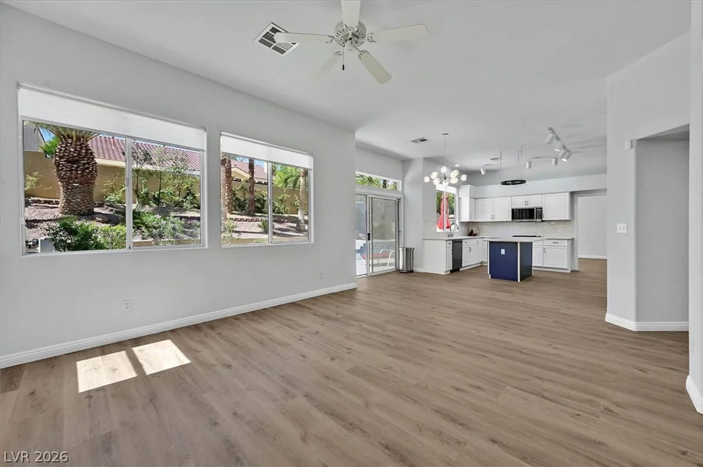 2021 Waterbury, Las Vegas, NV 89134