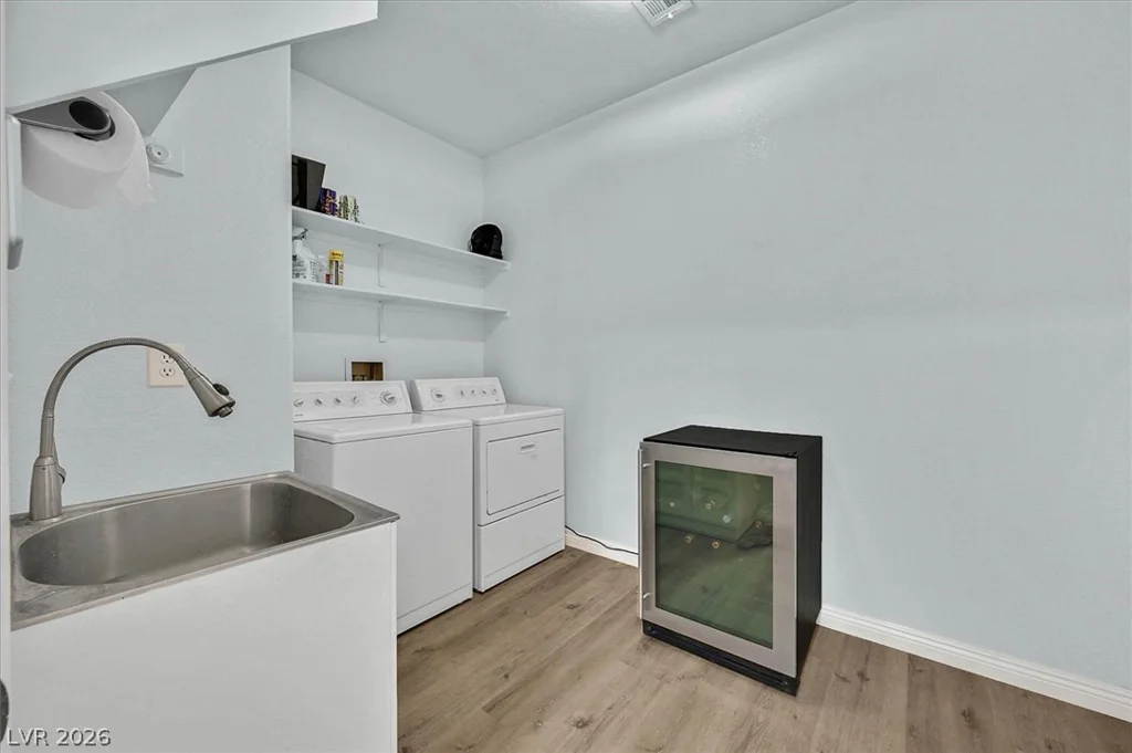2021 Waterbury, Las Vegas, NV 89134