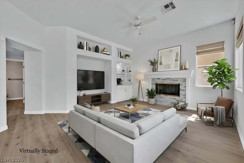 2021 Waterbury, Las Vegas, NV 89134