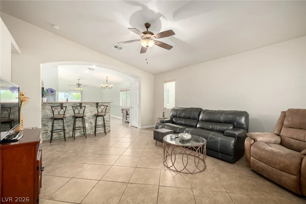 2821 Woodland Park, North Las Vegas, NV 89086