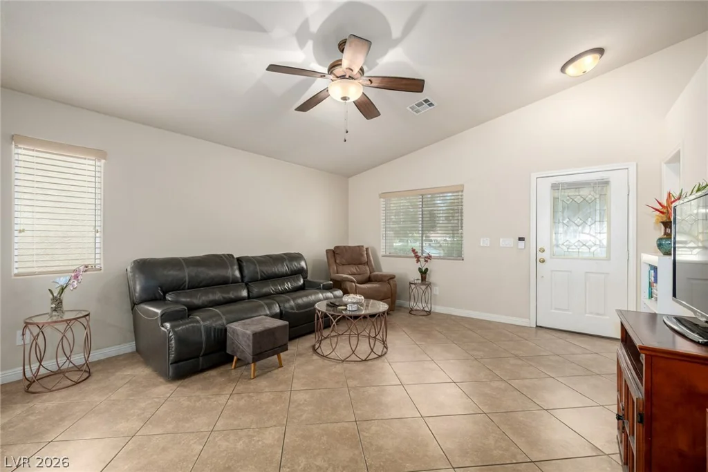 2821 Woodland Park, North Las Vegas, NV 89086