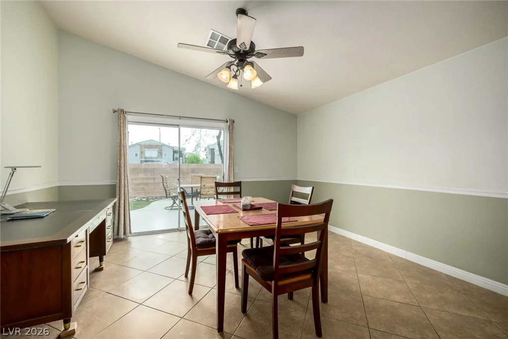 2821 Woodland Park, North Las Vegas, NV 89086