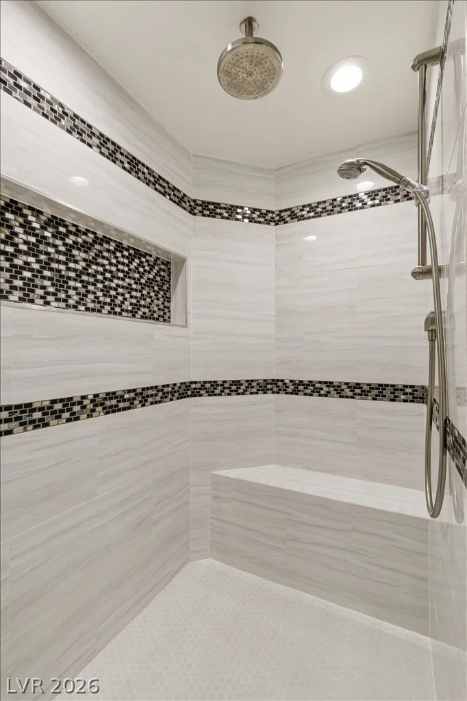 2857 Paradise, Las Vegas, NV 89109