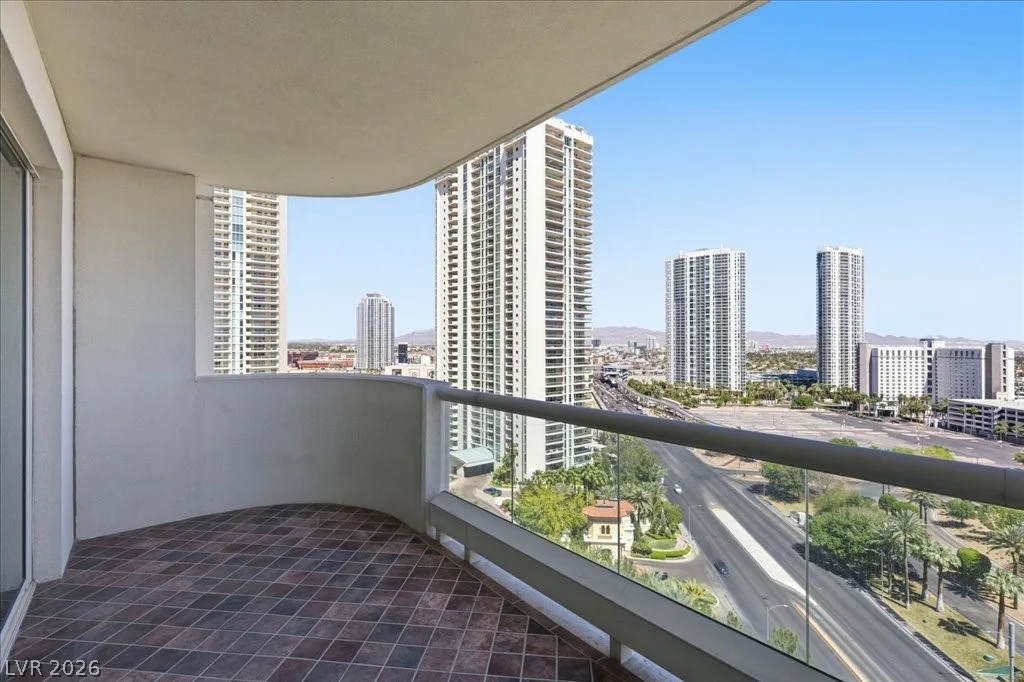 2857 Paradise, Las Vegas, NV 89109