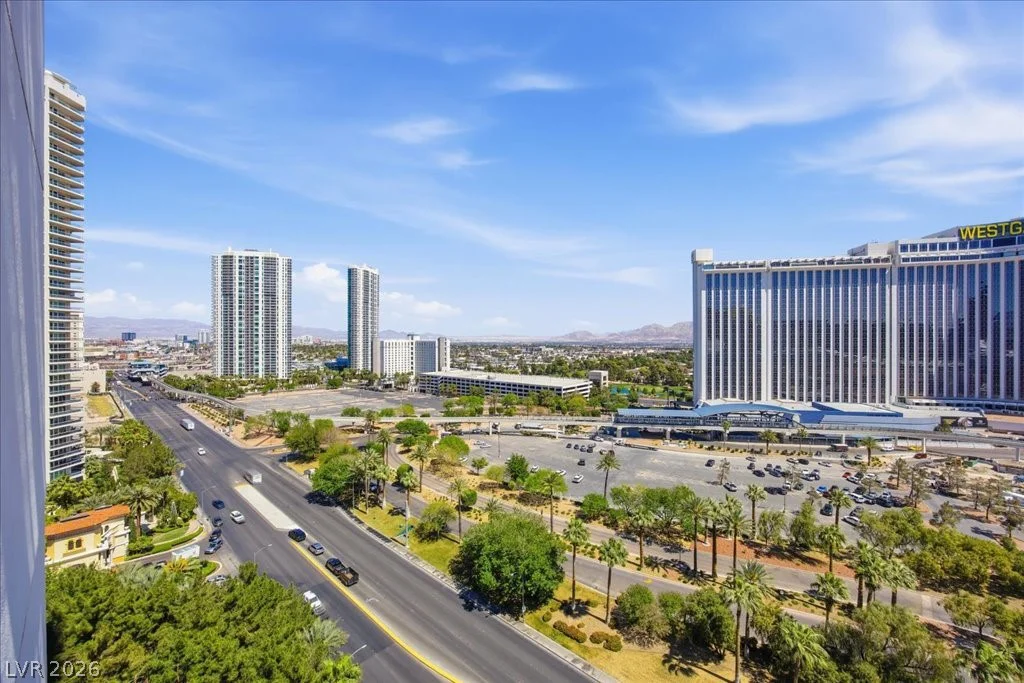 2857 Paradise, Las Vegas, NV 89109