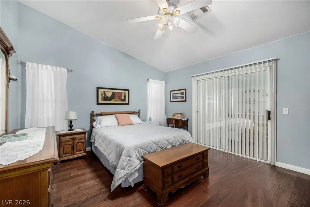 1868 Crystalaire, Las Vegas, NV 89123