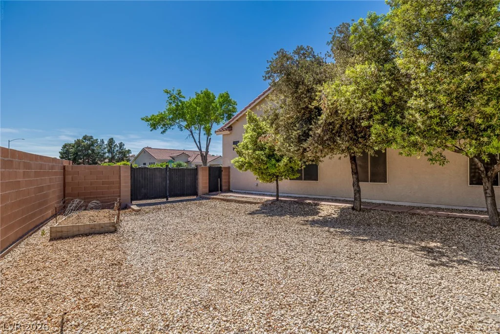 1868 Crystalaire, Las Vegas, NV 89123