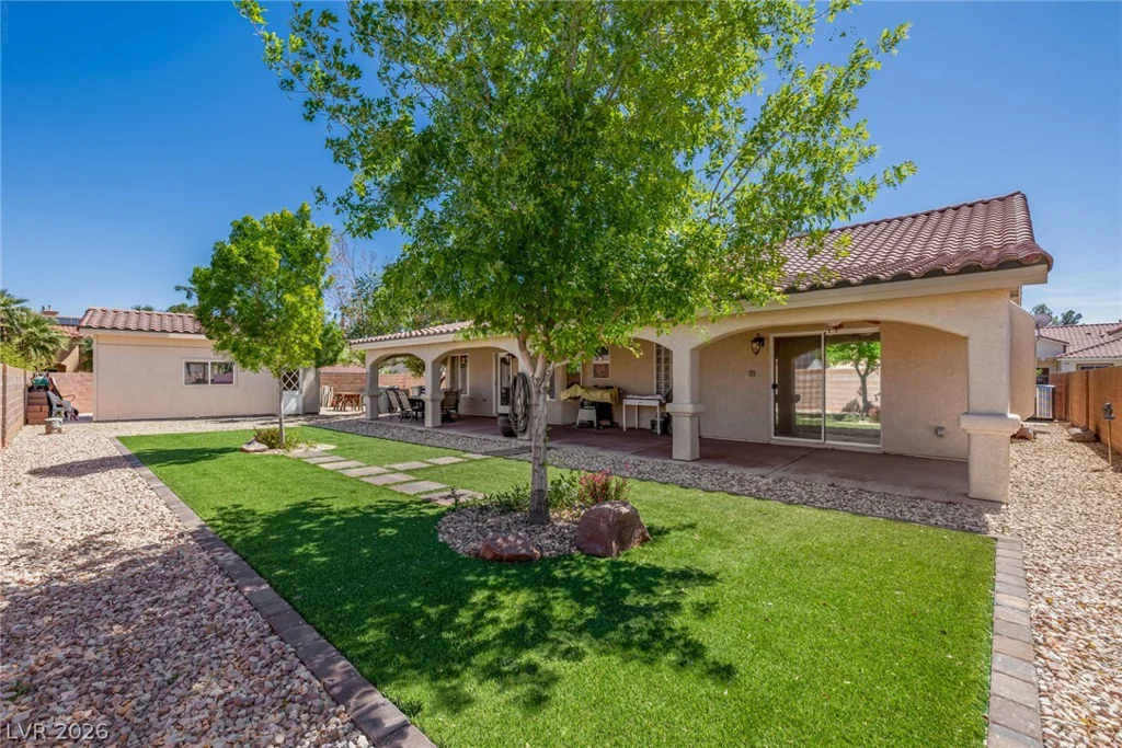 1868 Crystalaire, Las Vegas, NV 89123