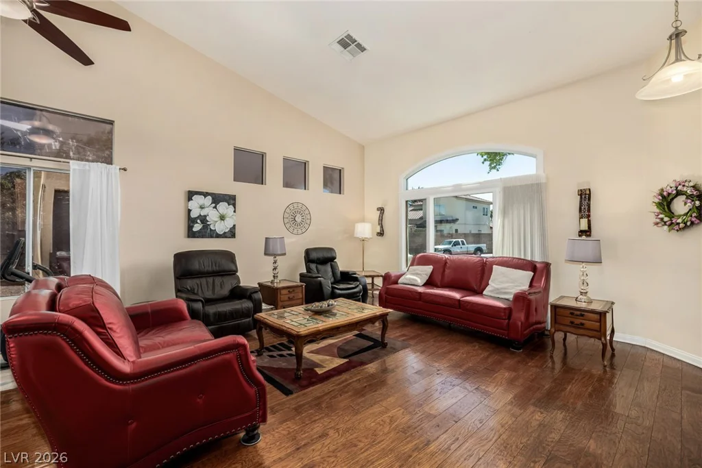 1868 Crystalaire, Las Vegas, NV 89123