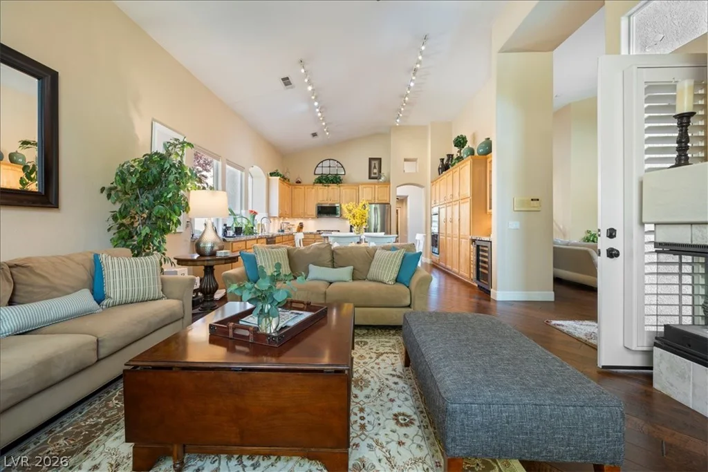 10000 Charlemont, Las Vegas, NV 89134