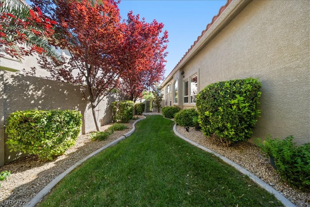 10000 Charlemont, Las Vegas, NV 89134