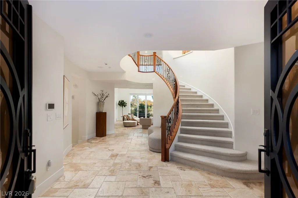 2436 Grassy Spring, Las Vegas, NV 89135