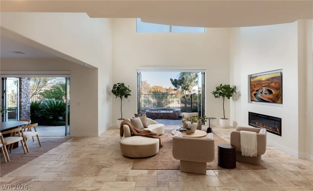 2436 Grassy Spring, Las Vegas, NV 89135