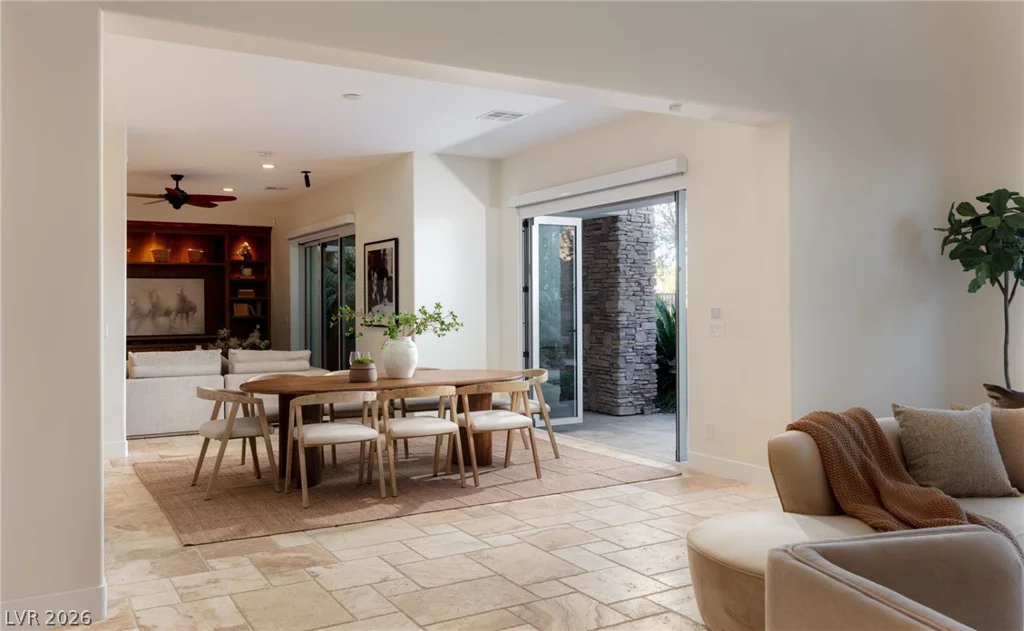 2436 Grassy Spring, Las Vegas, NV 89135