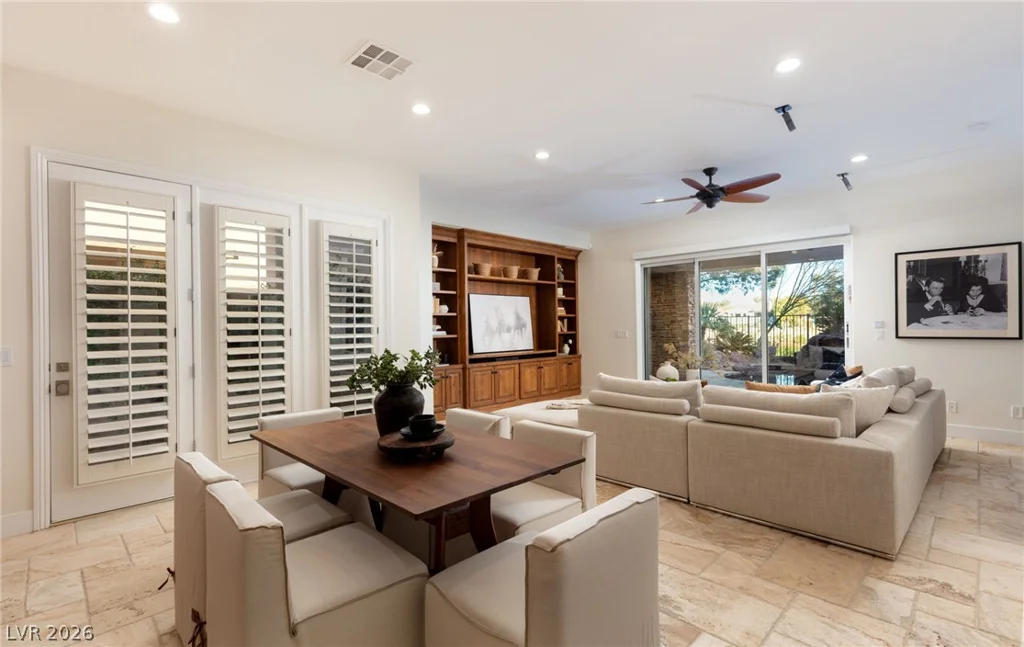 2436 Grassy Spring, Las Vegas, NV 89135