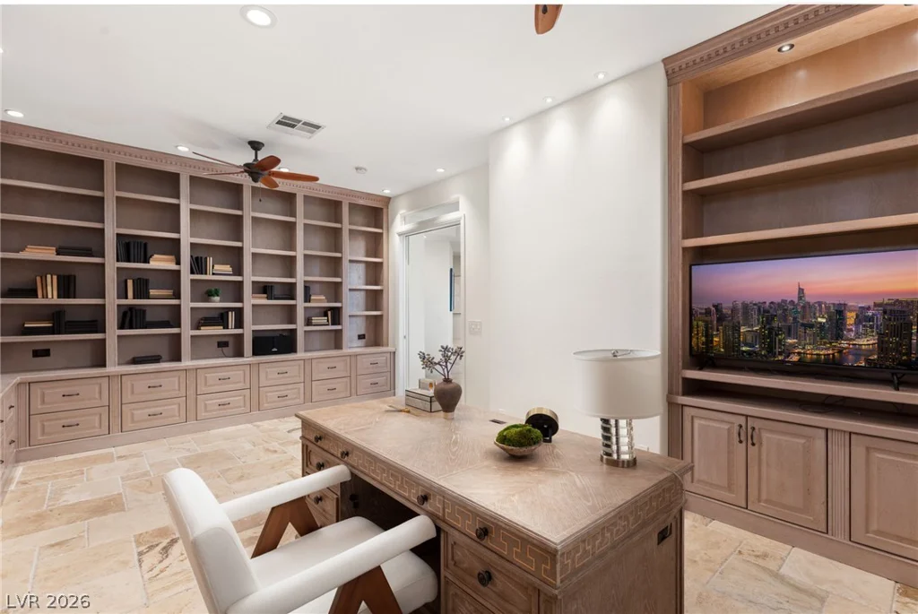 2436 Grassy Spring, Las Vegas, NV 89135