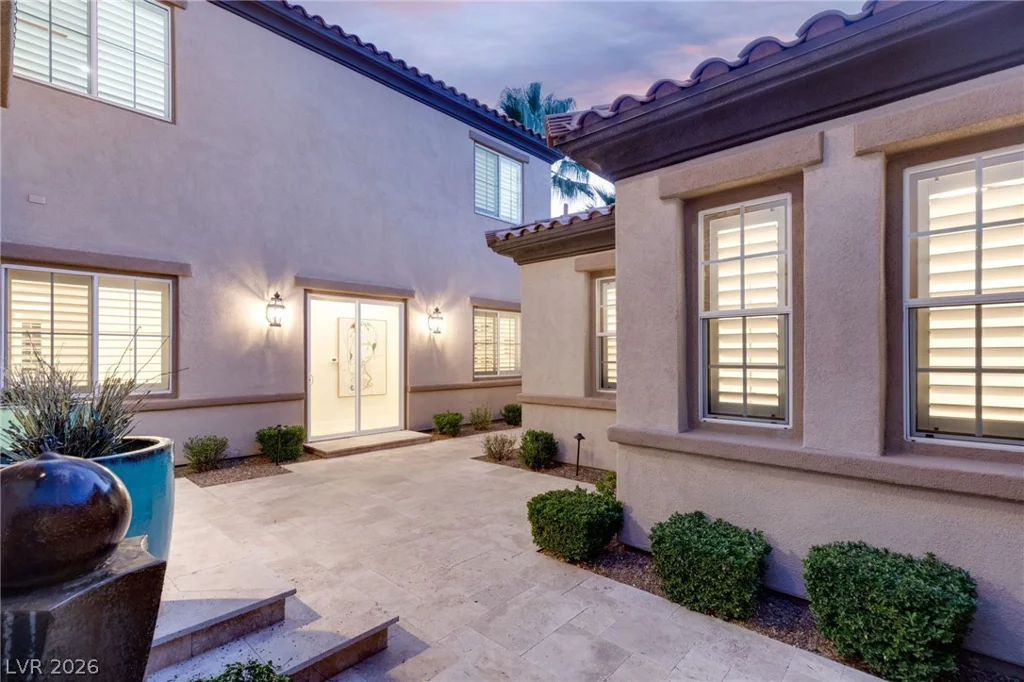 2436 Grassy Spring, Las Vegas, NV 89135