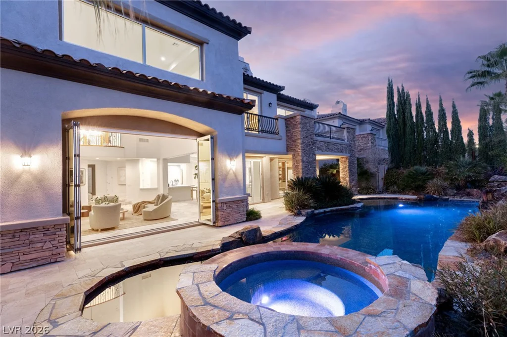 2436 Grassy Spring, Las Vegas, NV 89135