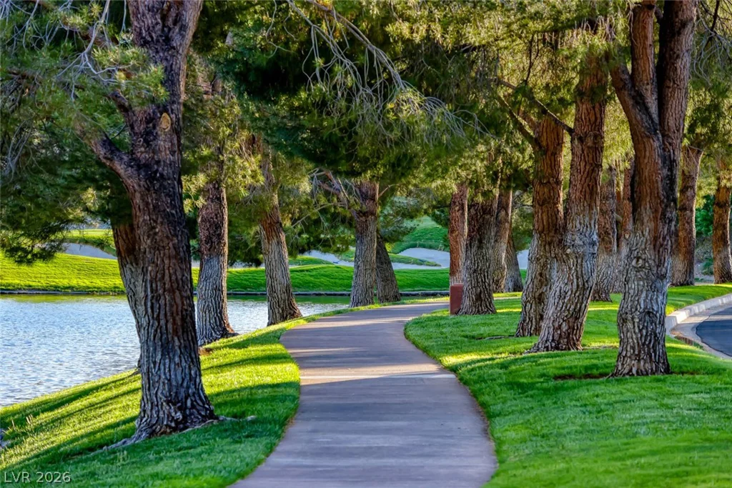 18 Camino Barcelona, Henderson, NV 89011