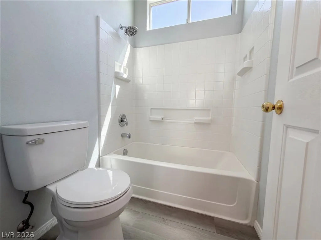 1310 Horizon Village, Las Vegas, NV 89183
