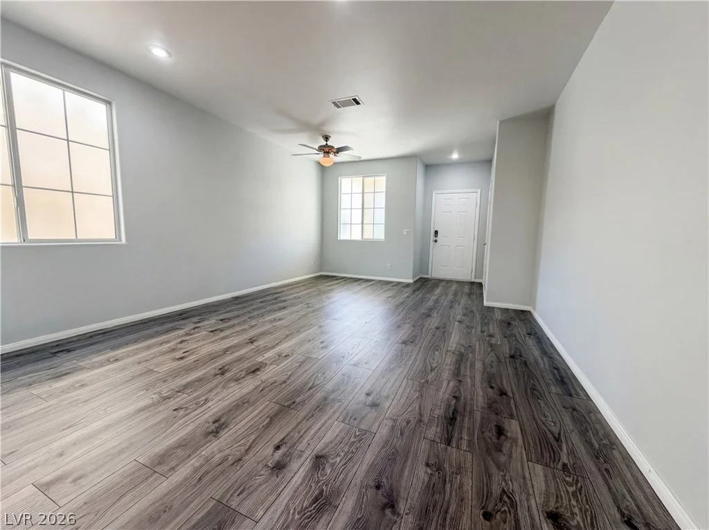 1310 Horizon Village, Las Vegas, NV 89183