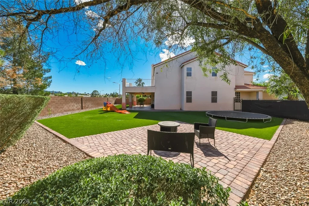 208 Sassafras, Henderson, NV 89074