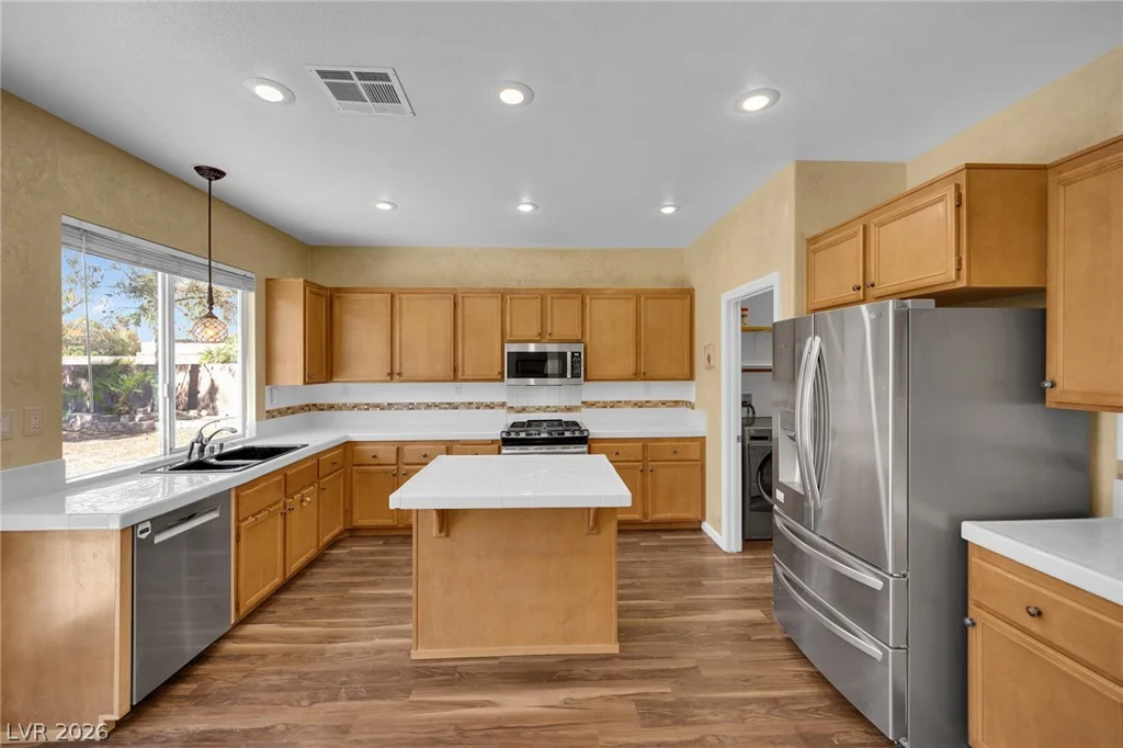 2537 Carmona, Henderson, NV 89074