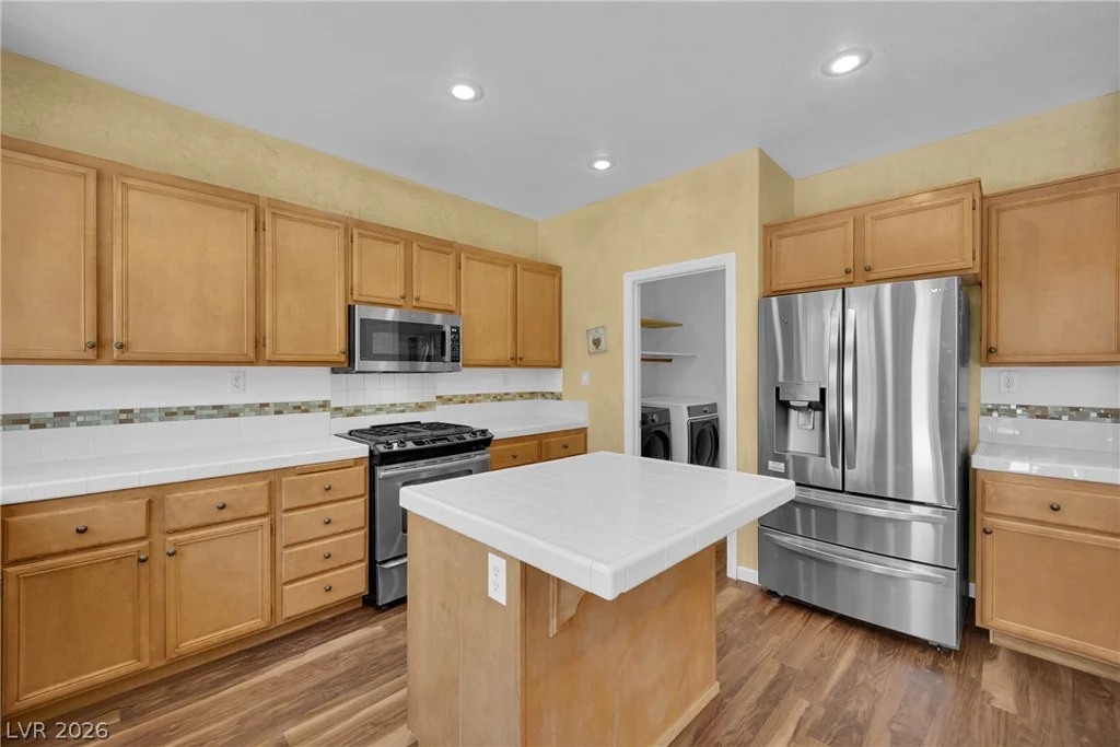 2537 Carmona, Henderson, NV 89074