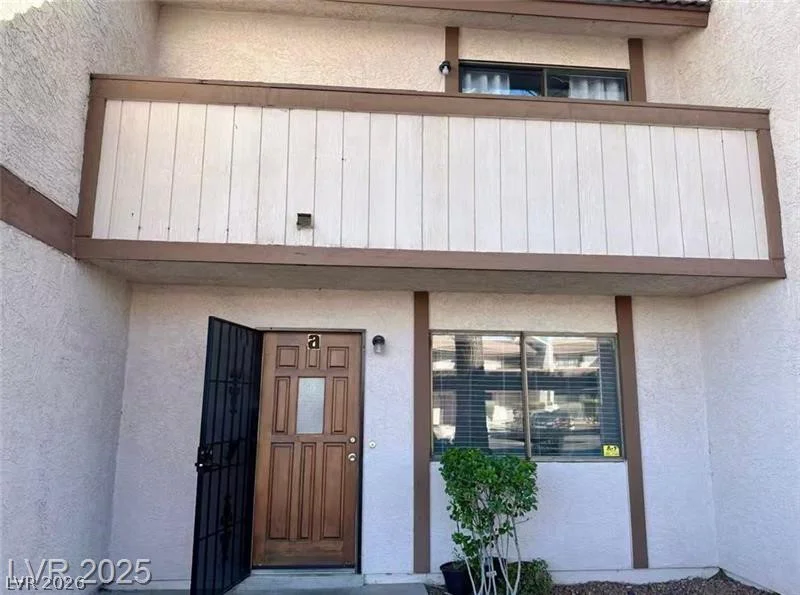 5241 Janfred, Las Vegas, NV 89103