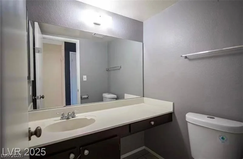 5241 Janfred, Las Vegas, NV 89103