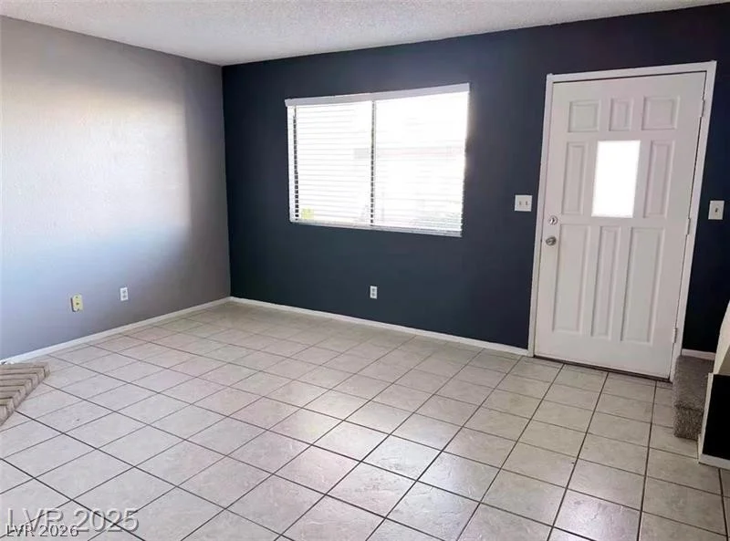 5241 Janfred, Las Vegas, NV 89103