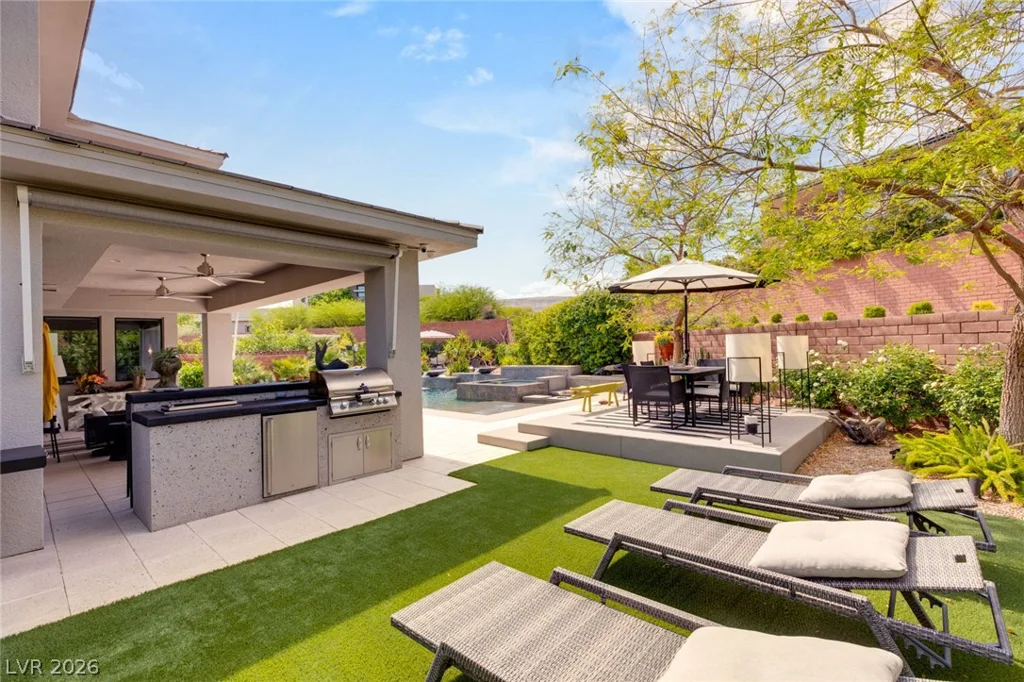 19 MOONFIRE, Las Vegas, NV 89135