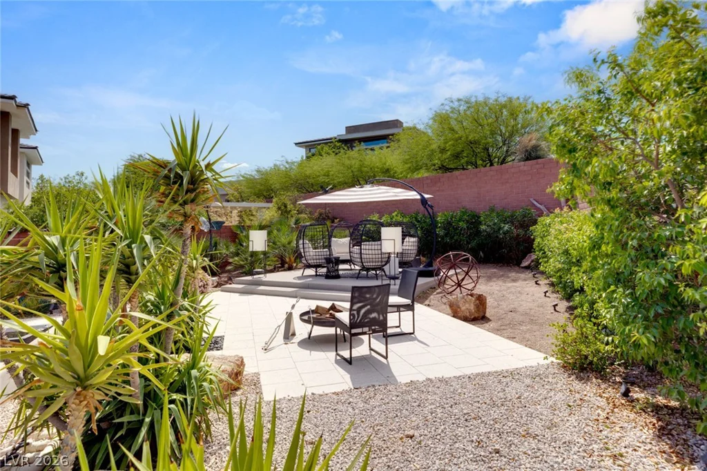 19 MOONFIRE, Las Vegas, NV 89135