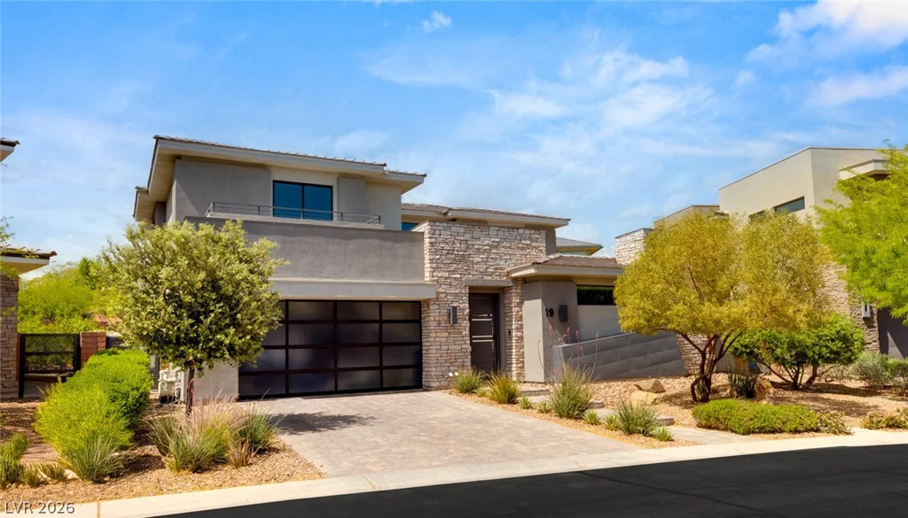 19 MOONFIRE, Las Vegas, NV 89135