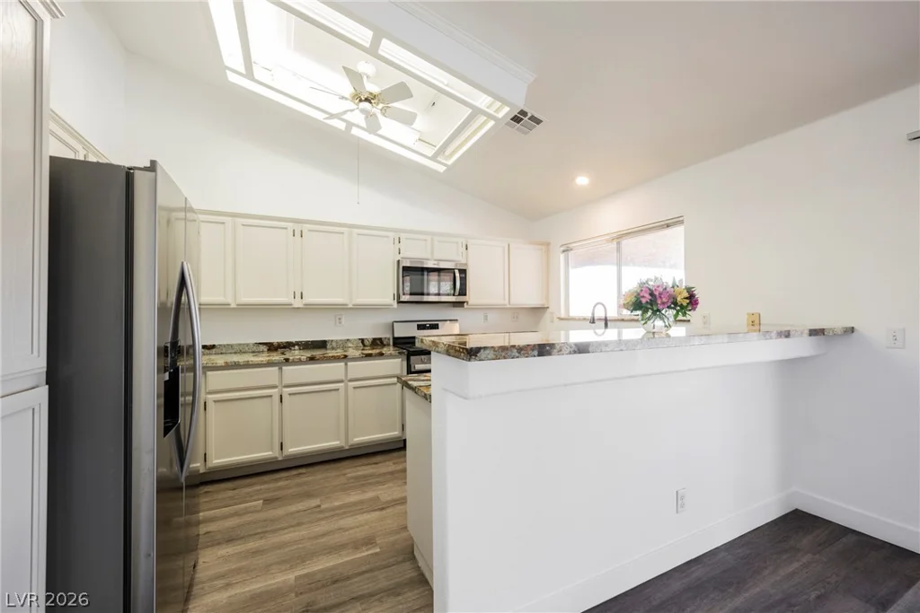 360 Evan Picone, Henderson, NV 89014