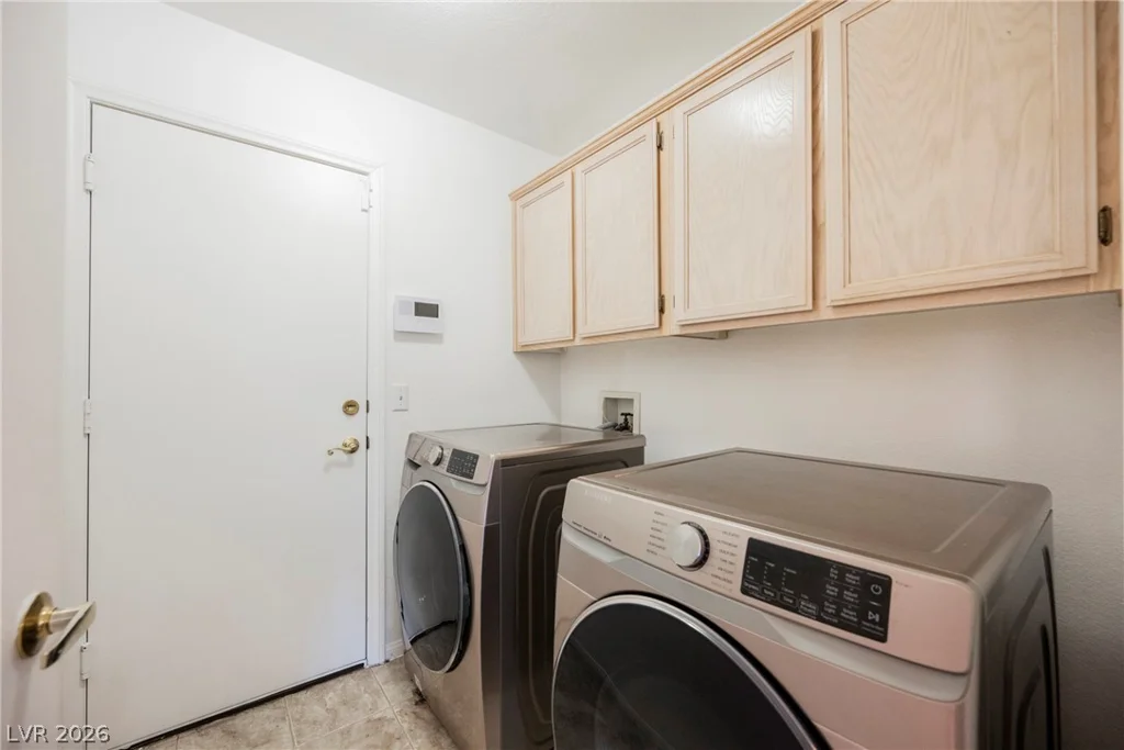 360 Evan Picone, Henderson, NV 89014