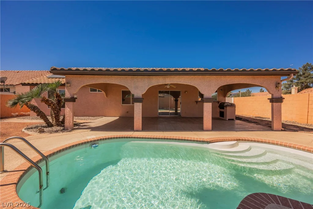 360 Evan Picone, Henderson, NV 89014
